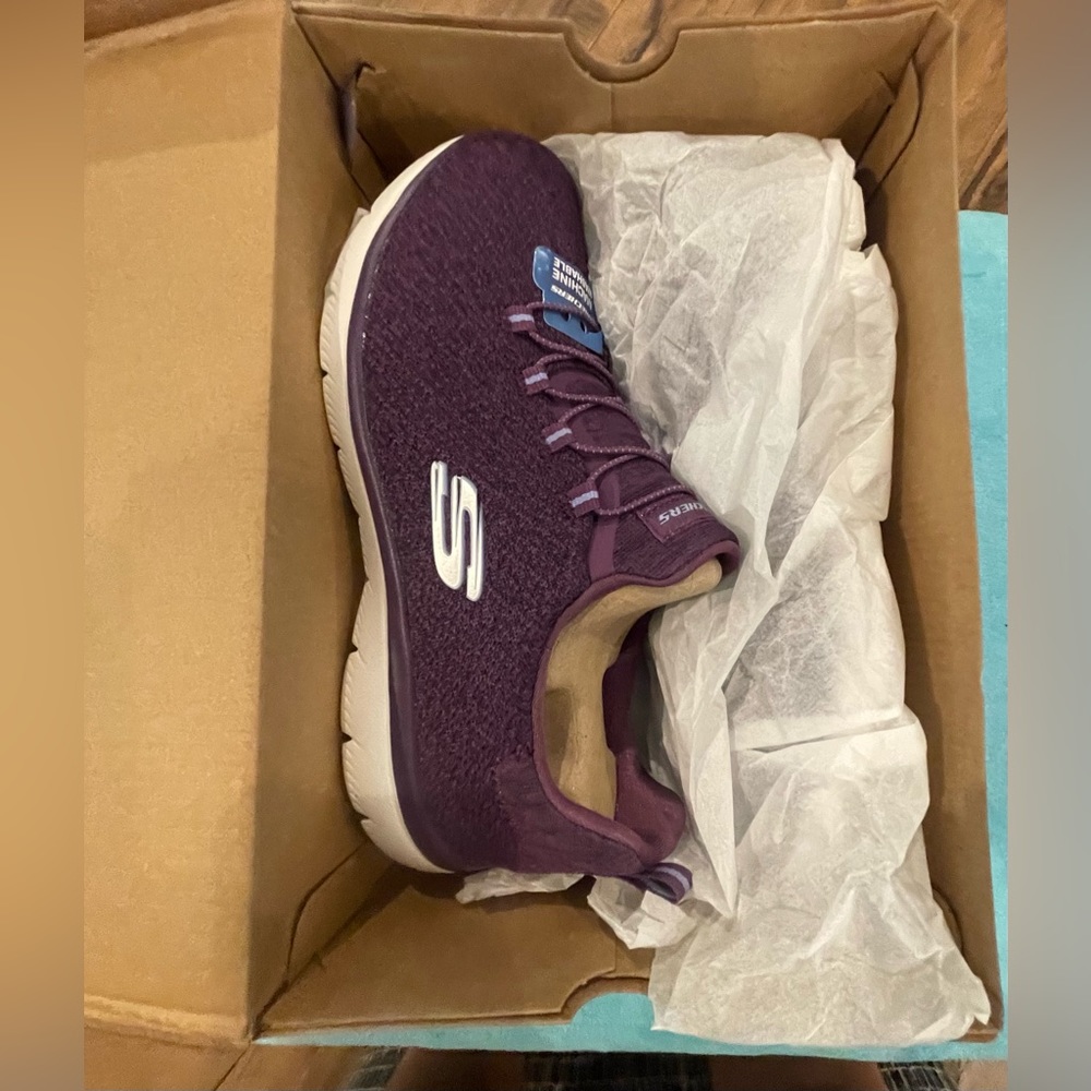 Skechers Memory Foam Sneakers